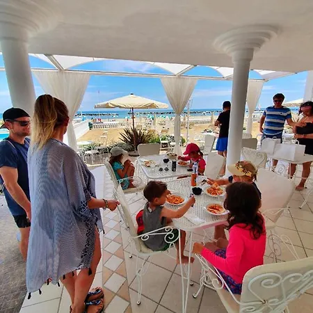 Rosa Maria Elite Hotell 3*