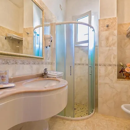 Hotel Rosa Maria Elite 3*