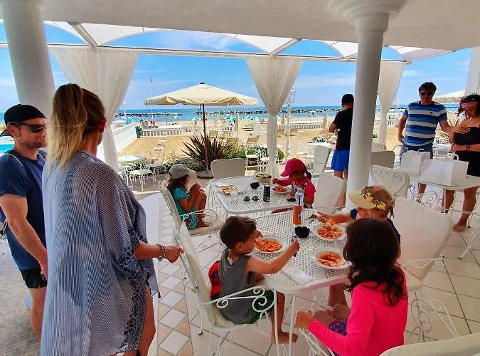 Rosa Maria Elite Hotel 3*